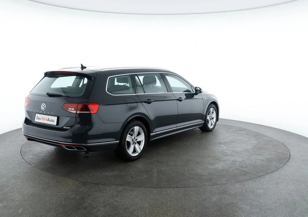 Volkswagen Passat cena 118800 przebieg: 108133, rok produkcji 2020 z Rybnik małe 781